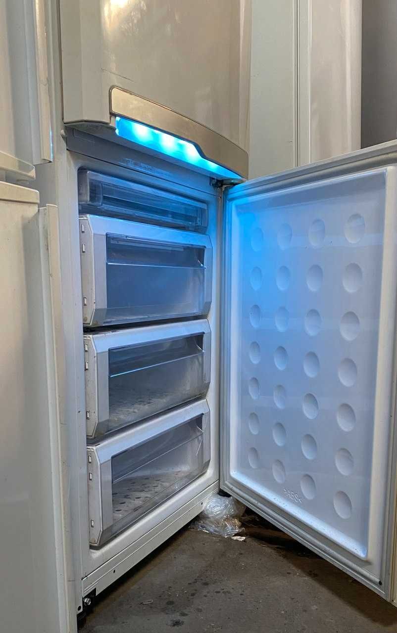 Холодильник двокамерний Samsung RL-55VEBSW ( 200 см) з Англії