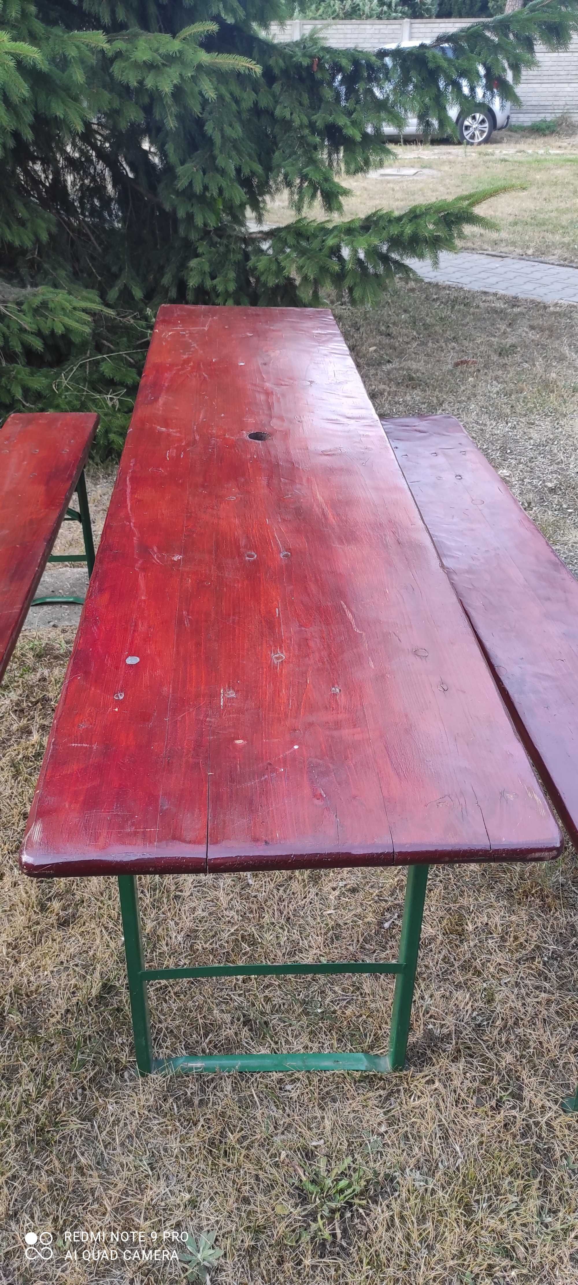 Stół drewniany + dwie ławki