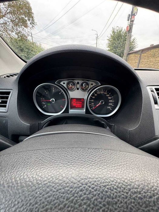 Ford Kuga 2008•Повний привід•Панорама•Шкіра