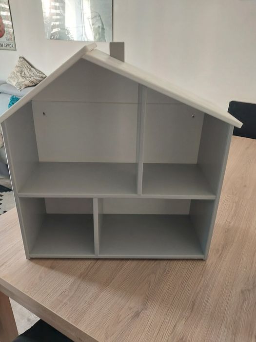 Domek ikea, półka.