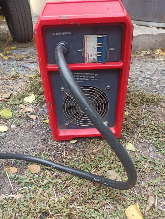 Cвapoчный инвepтop Kende IN-З50 Profi MMA (220/З80V)