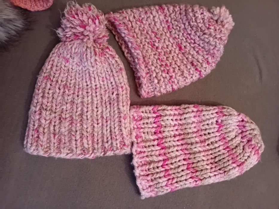 Czapki zimowe wełniane