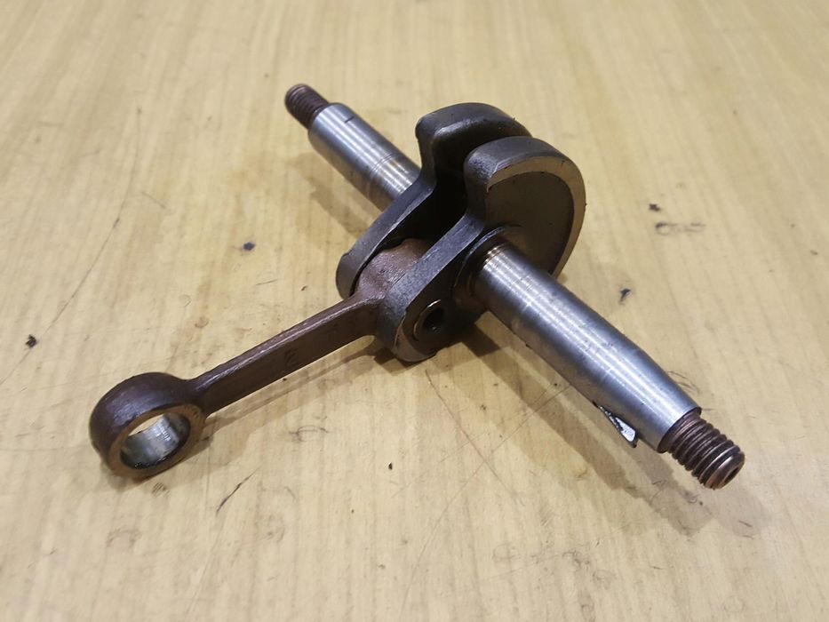 Stihl Hs 60 Wał Korbowy Korbowód