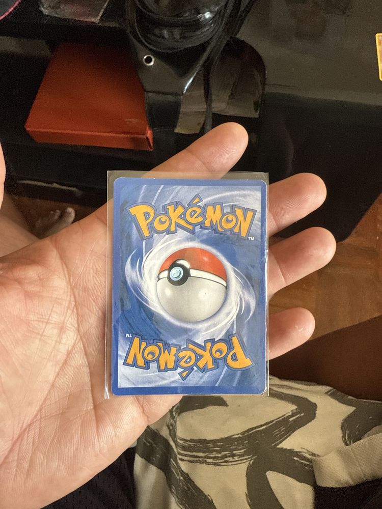 Carta charizard pokemon