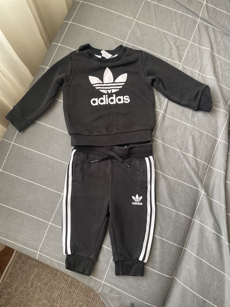 Костюм Adidas на 6 - 9 мес