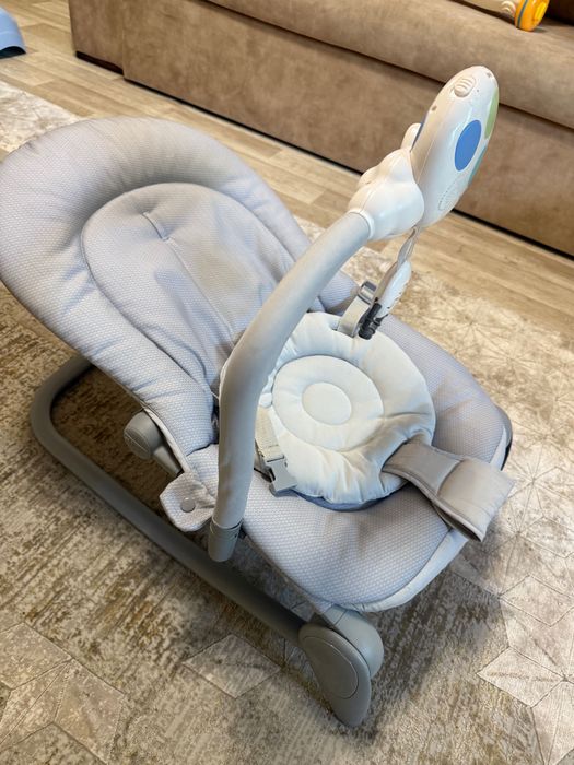 Крісло гойдалка Chicco 0-18 міс