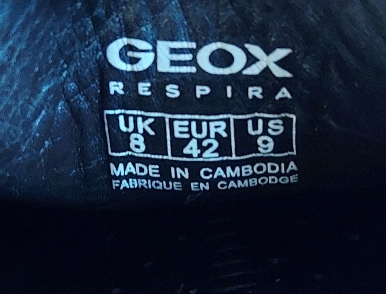Макасини geox оригінал 

Розмір по бірці:
UK 8 EUR 42 us 9

Замір по с