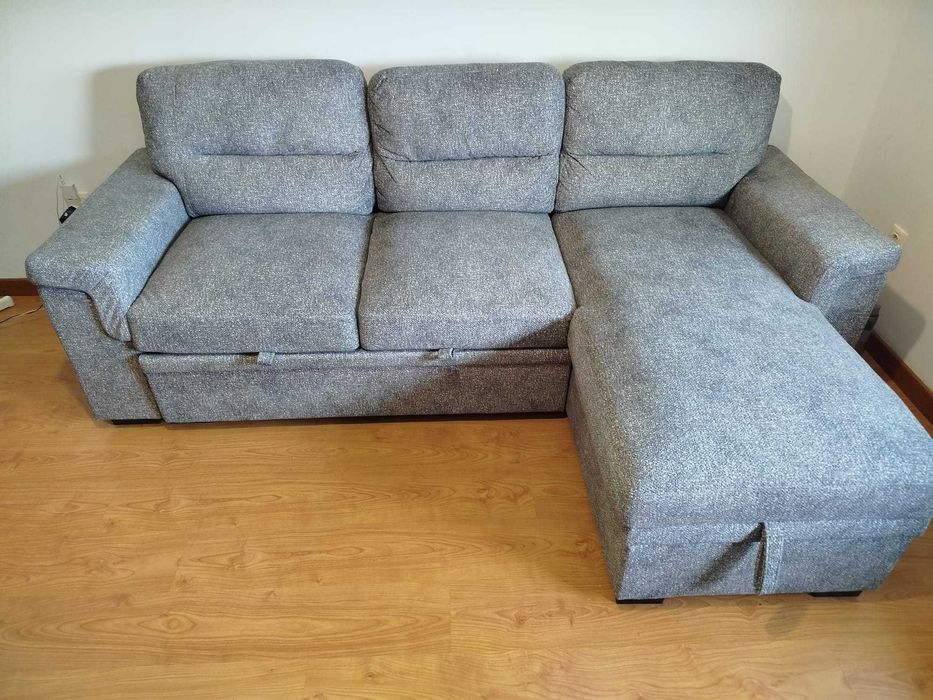 Vendo sofá com menos de um ano de uso