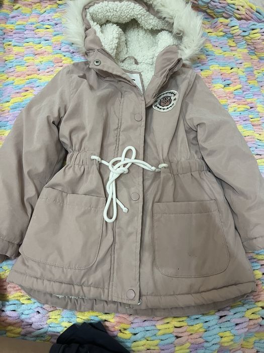 Куртка sinsay 116 см