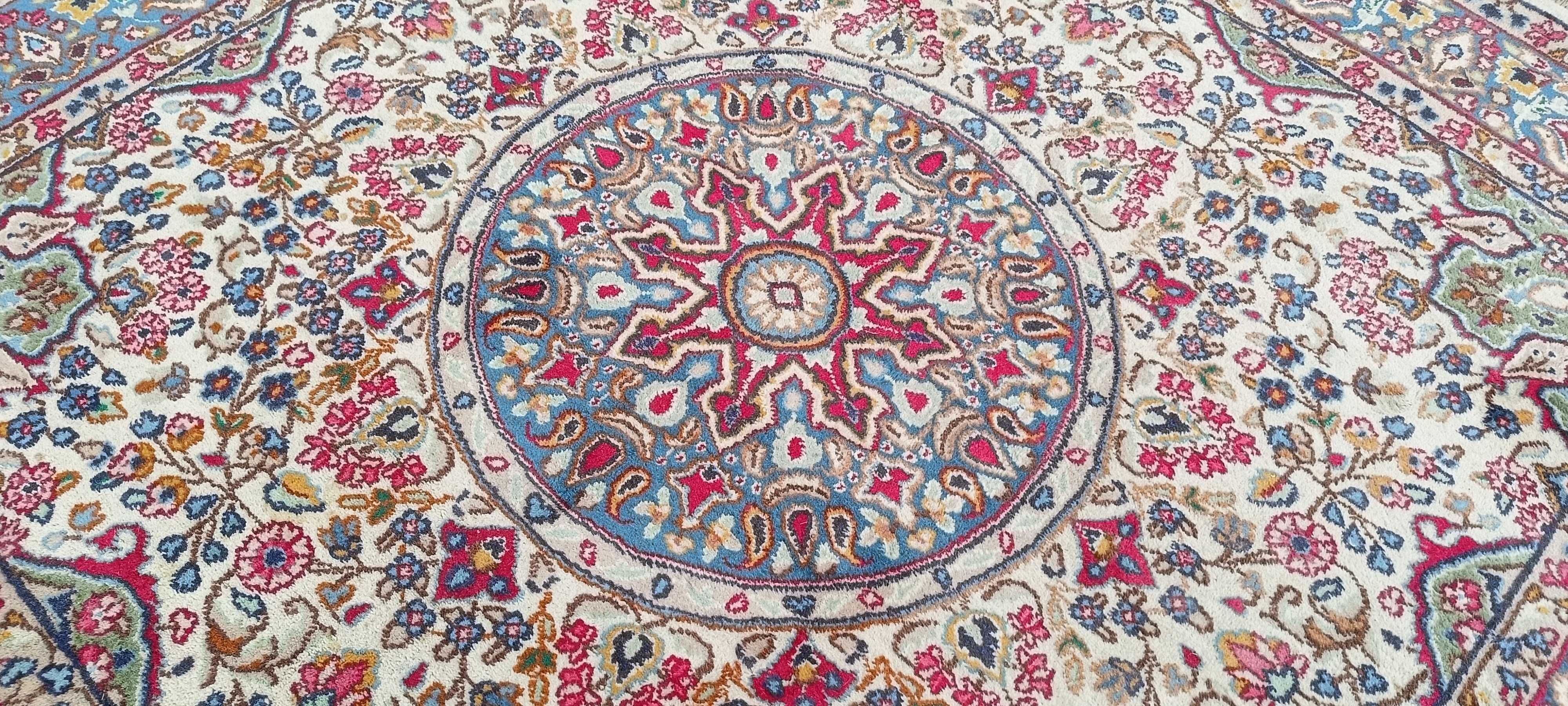 Nain dywan wełniany tkany ręcznie perski 157 x 150 cm wełna IRAN
