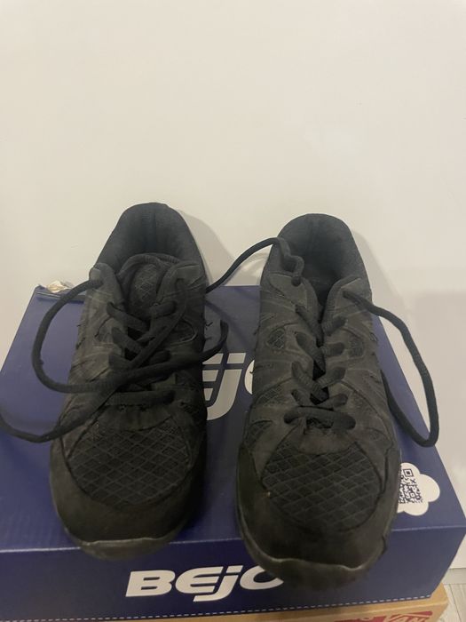Buty rozmiar r. 33