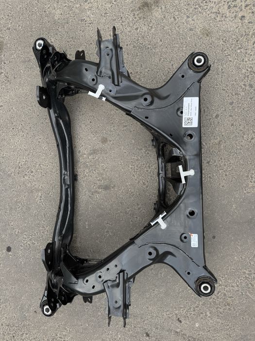 Подрамник Tesla m3 highland 2025г.