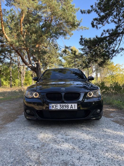 Продам bmw 523i e60