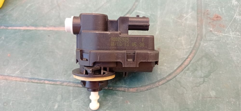 90005925 Корректор фары Peugeot 208