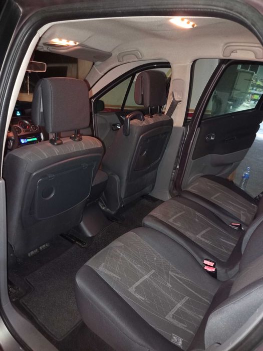 Renault Scénic. Teve 2donos