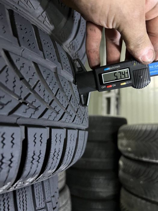 Автошини зимові HANKOOK 175/70/14 (2шт)Колеса,Гума,Скати, Шини)