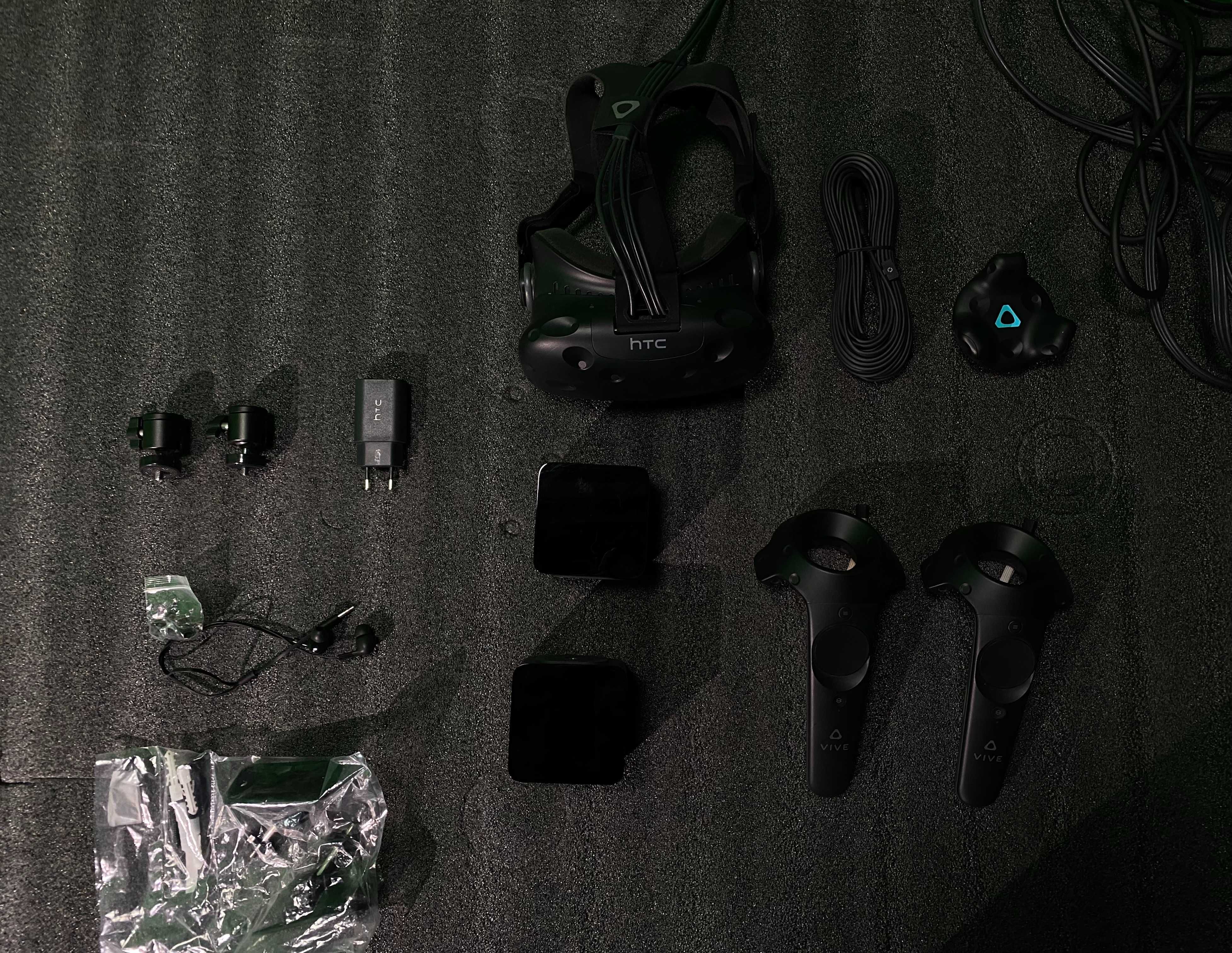 Zestaw HTC VR + Vive Tracker – idealny stan, faktura
