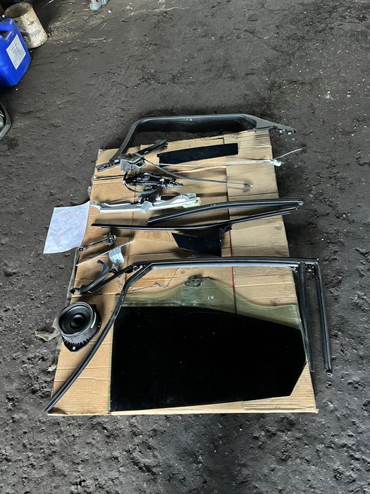 Bolt euv 22-23 елементи правой задньой давері