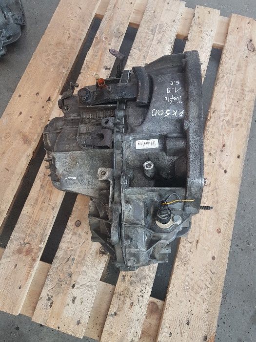 Skrzynia Biegów Renault Trafic Vivaro 1.9 PK6018 PK5013 PK6021