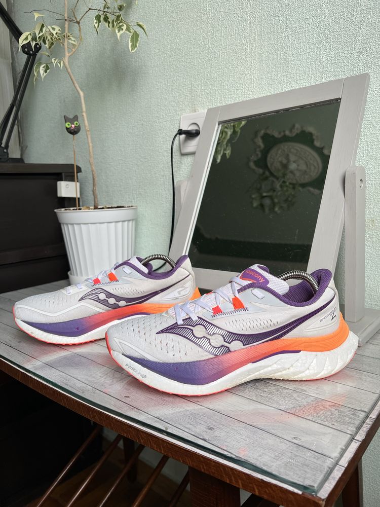 Saucony Endorphin Speed 4 беговые кроссовки унисекс 41 размер
