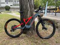 Specialized Turbo Levo  (Carbono)