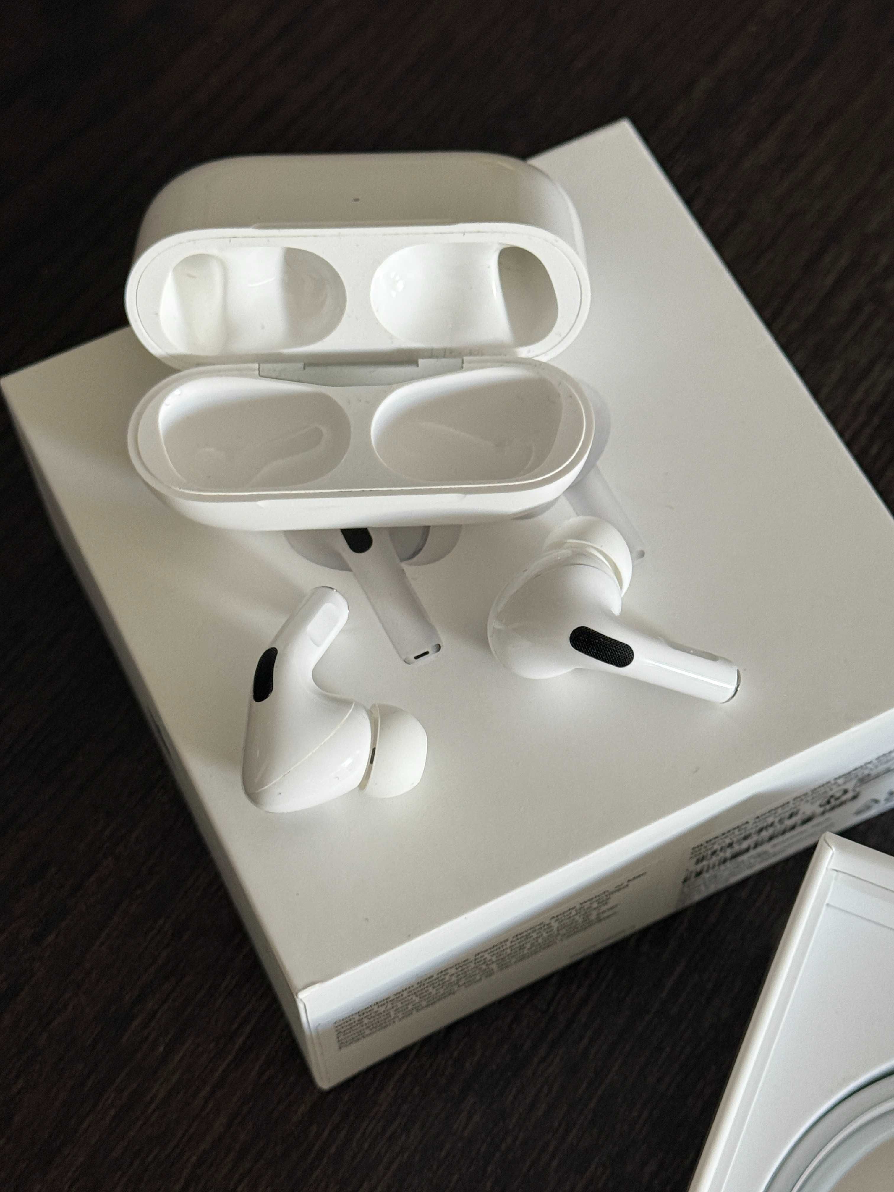 Sluchawki Apple AirPods Pro