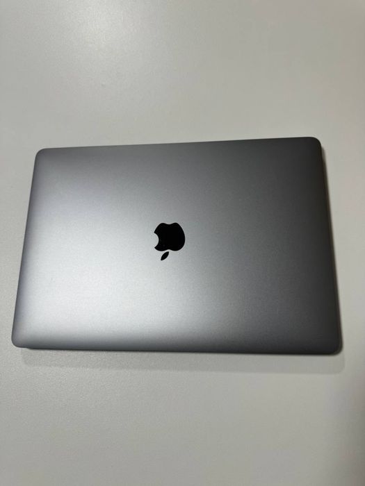 Мак бук Про Чіп М2