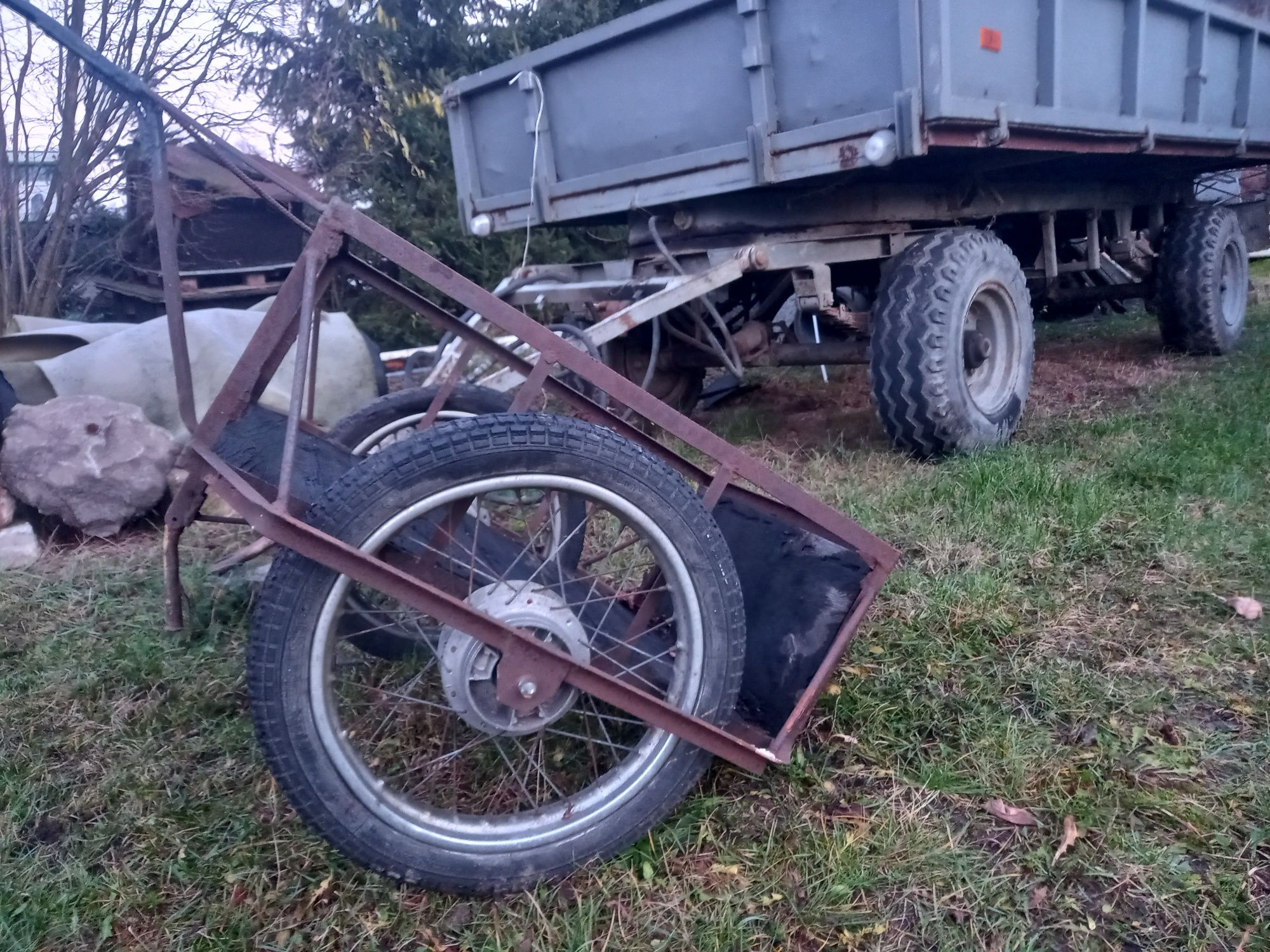 Wózek ogrodowy koła WSK