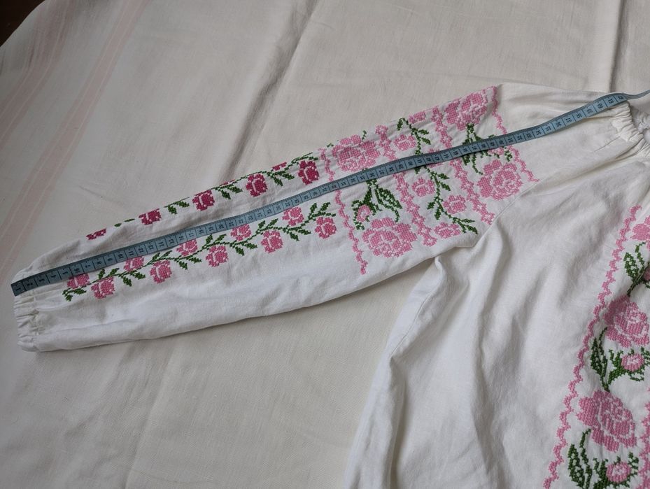 Жіноча вишиванка, вишита сорочка "Весна", розмір S-M