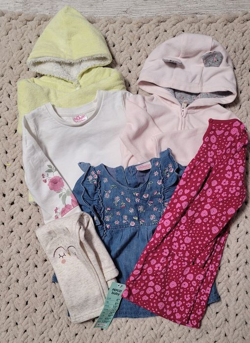 Набір одягу для дівчинки