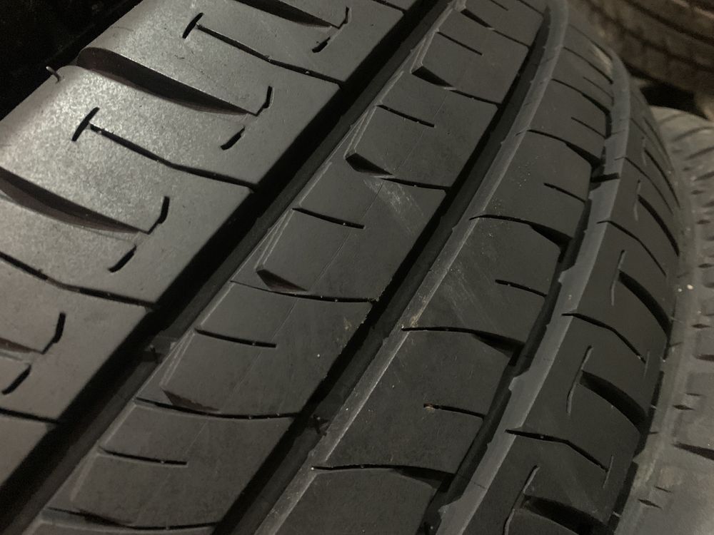 Шины б/у 215/65 R16c Michelin Agilis