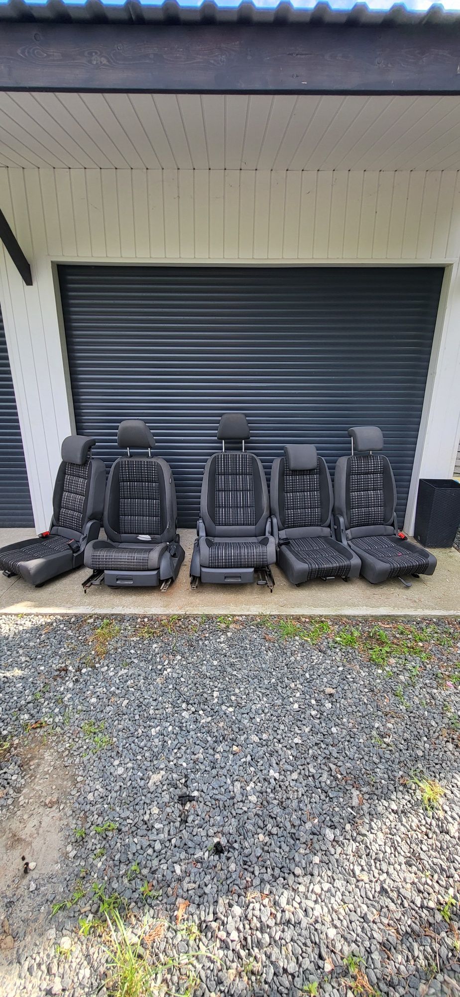 Komplet foteli VW touran cross 2011 rok 1t3 lift