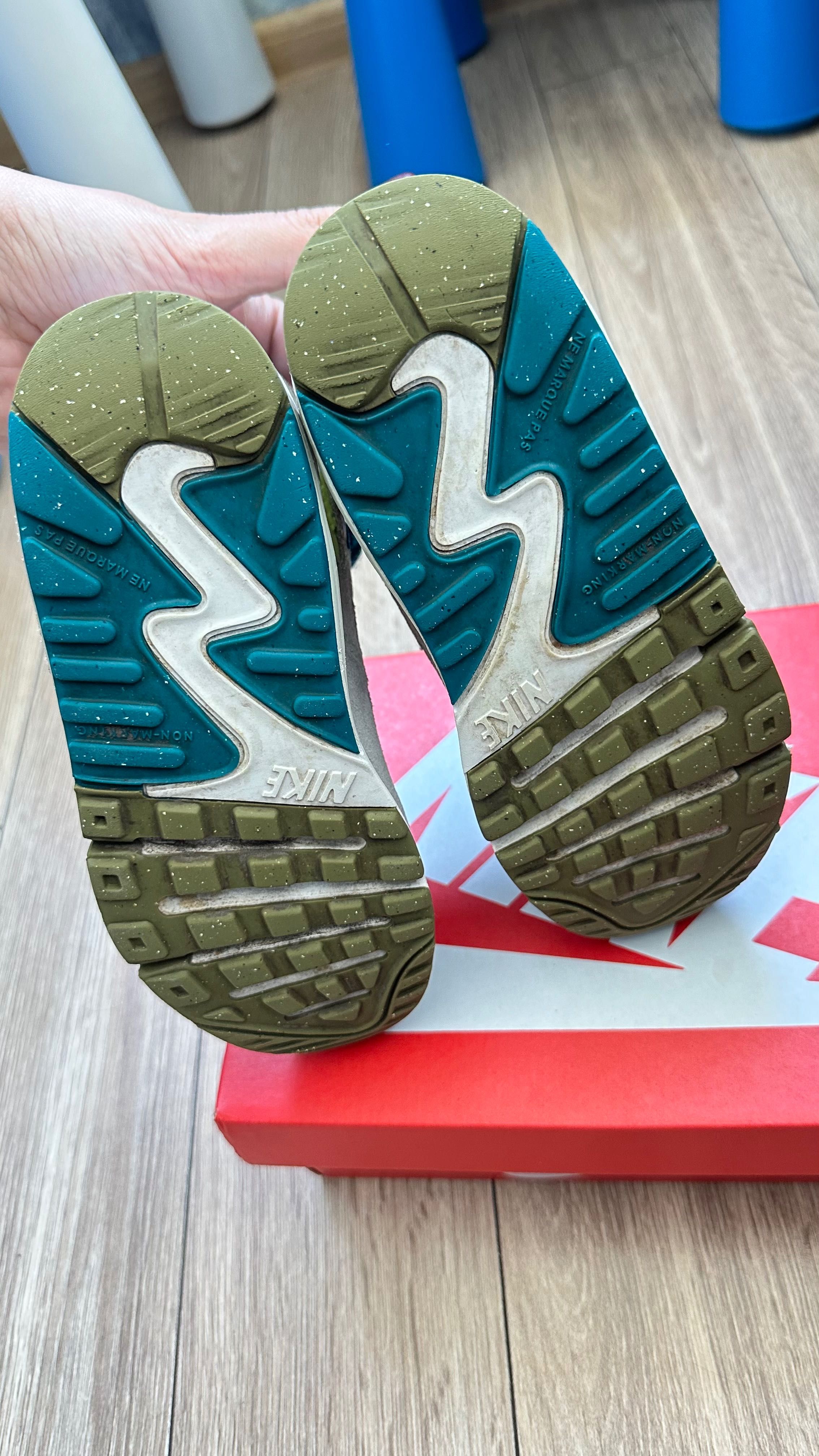 Кросівки дитячі Nike air max 90.