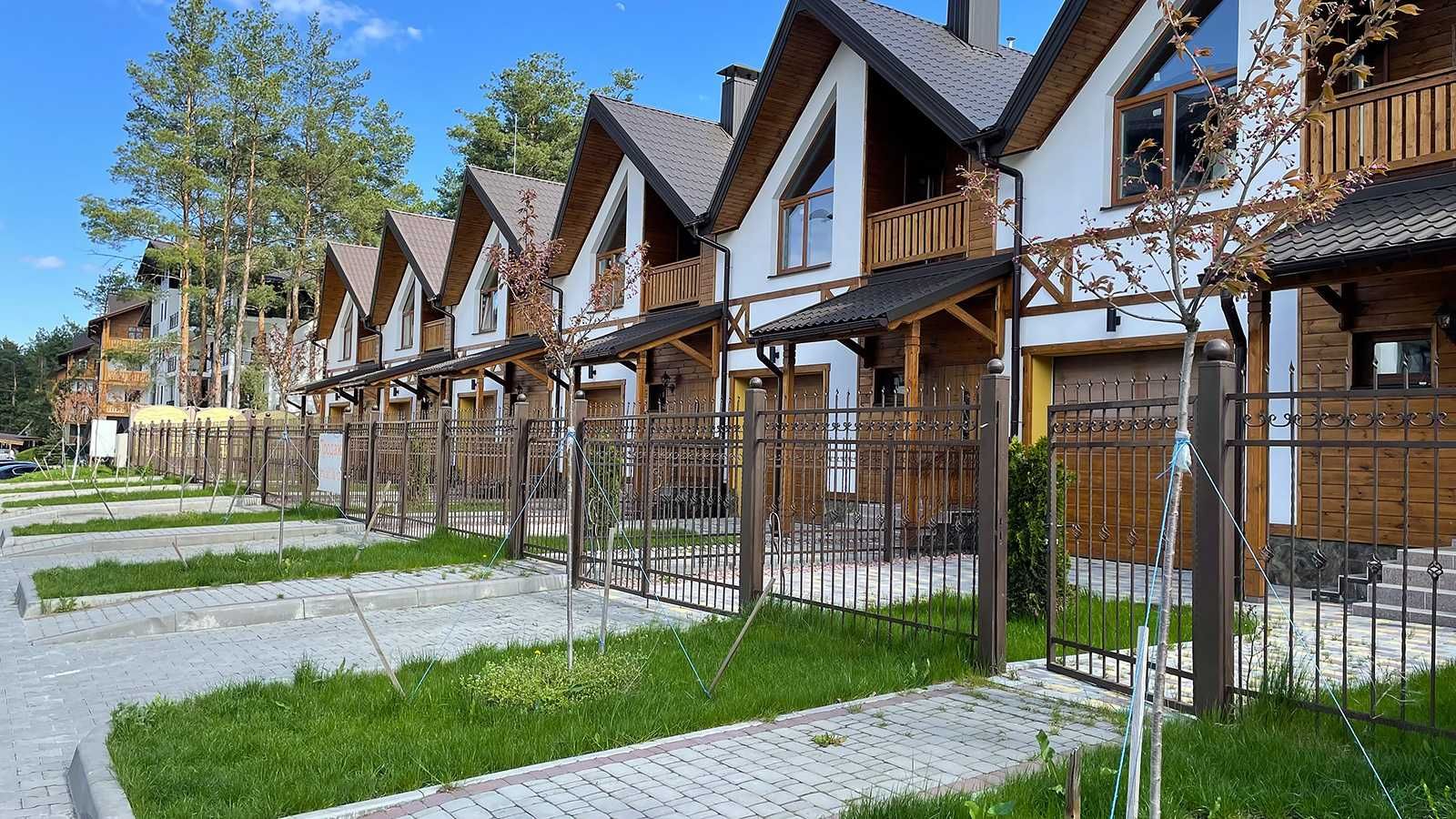 Таунхаус 180 кв.м. на території Desna Residenсe та Альпійське Містечко