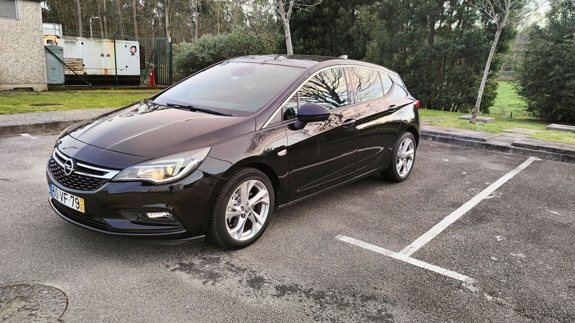Opel Astra Sports Dynamic 1.6 136cv