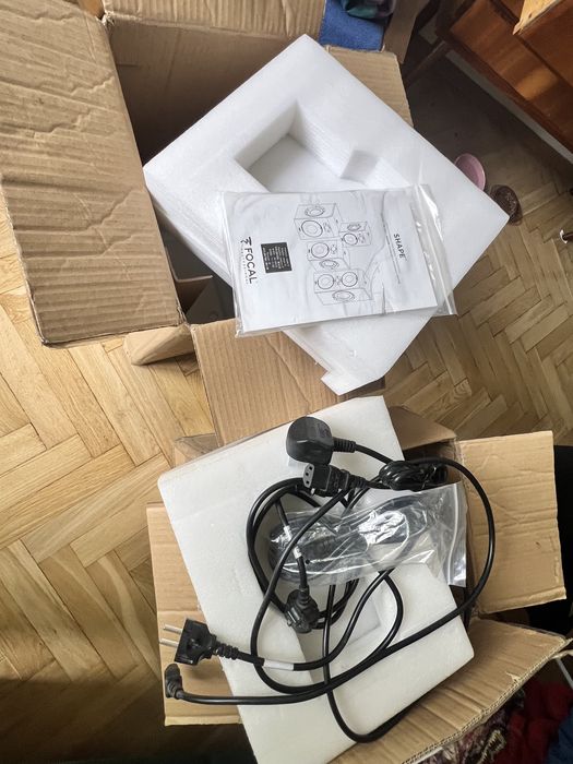 profesjonalne monitory (2 szt) Focal Shape Twin
