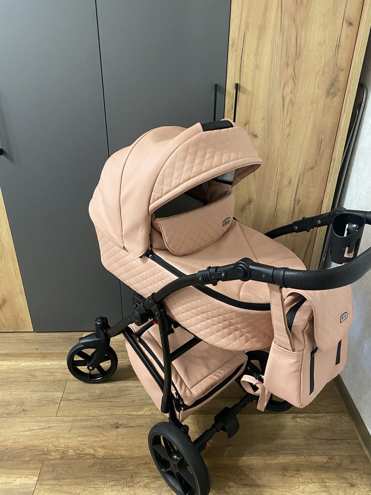 Продам коляску Baby pram 2 в 1