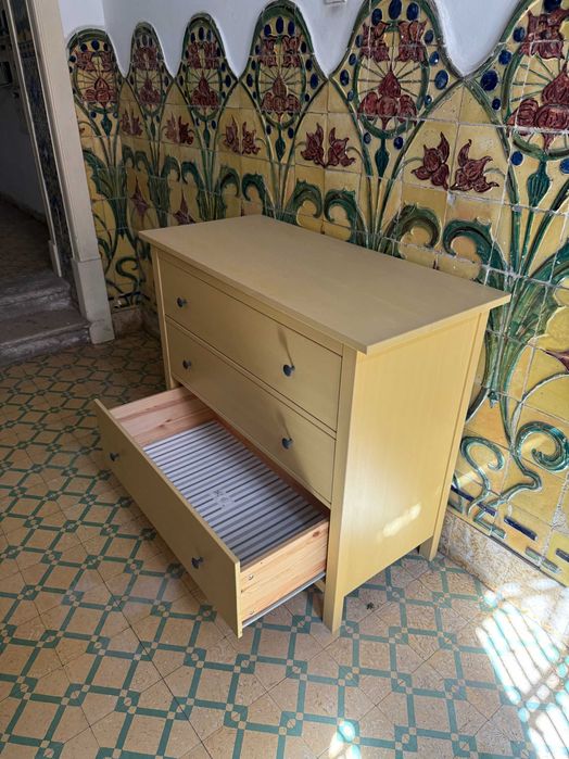 Cómoda de quarto – 4 gavetas