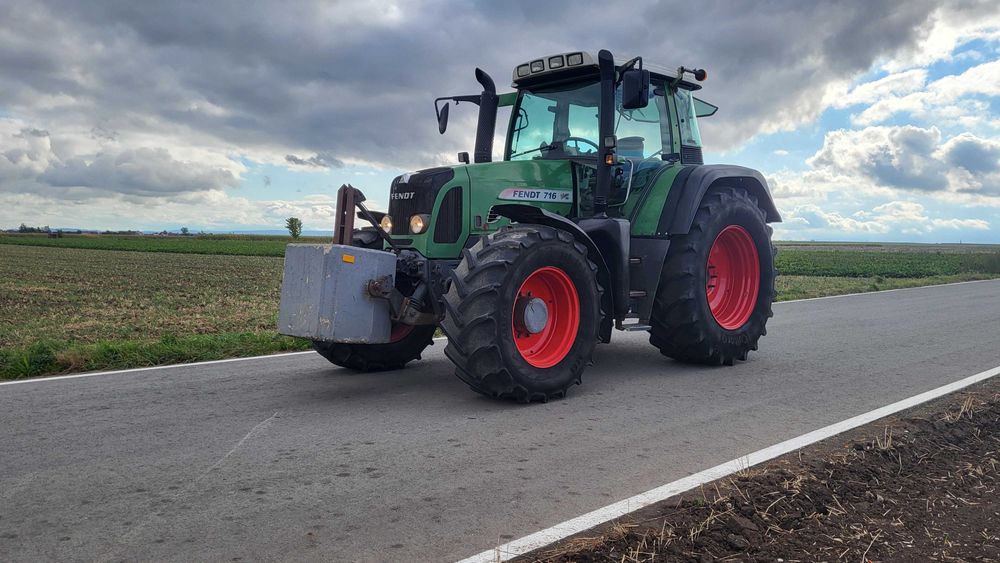 Fendt Vario 716 com3