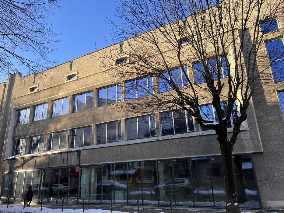 Продаж комерційного приміщення центр 2150 кв.м Івано-Франківськ