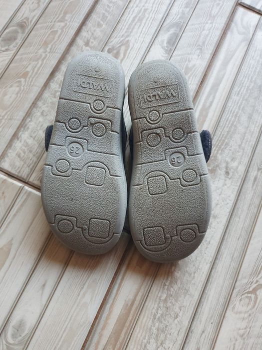 Обувь в садик 26 размер