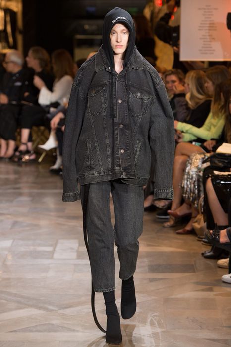 Джинсова куртка Vetements x Levi’s