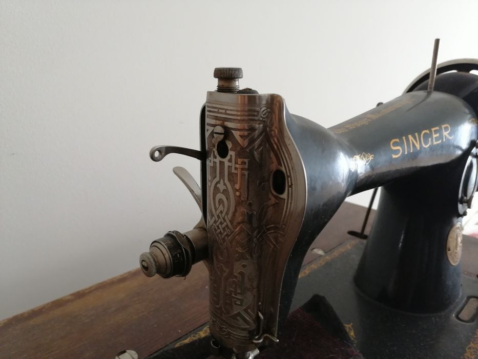Máquina costura Singer