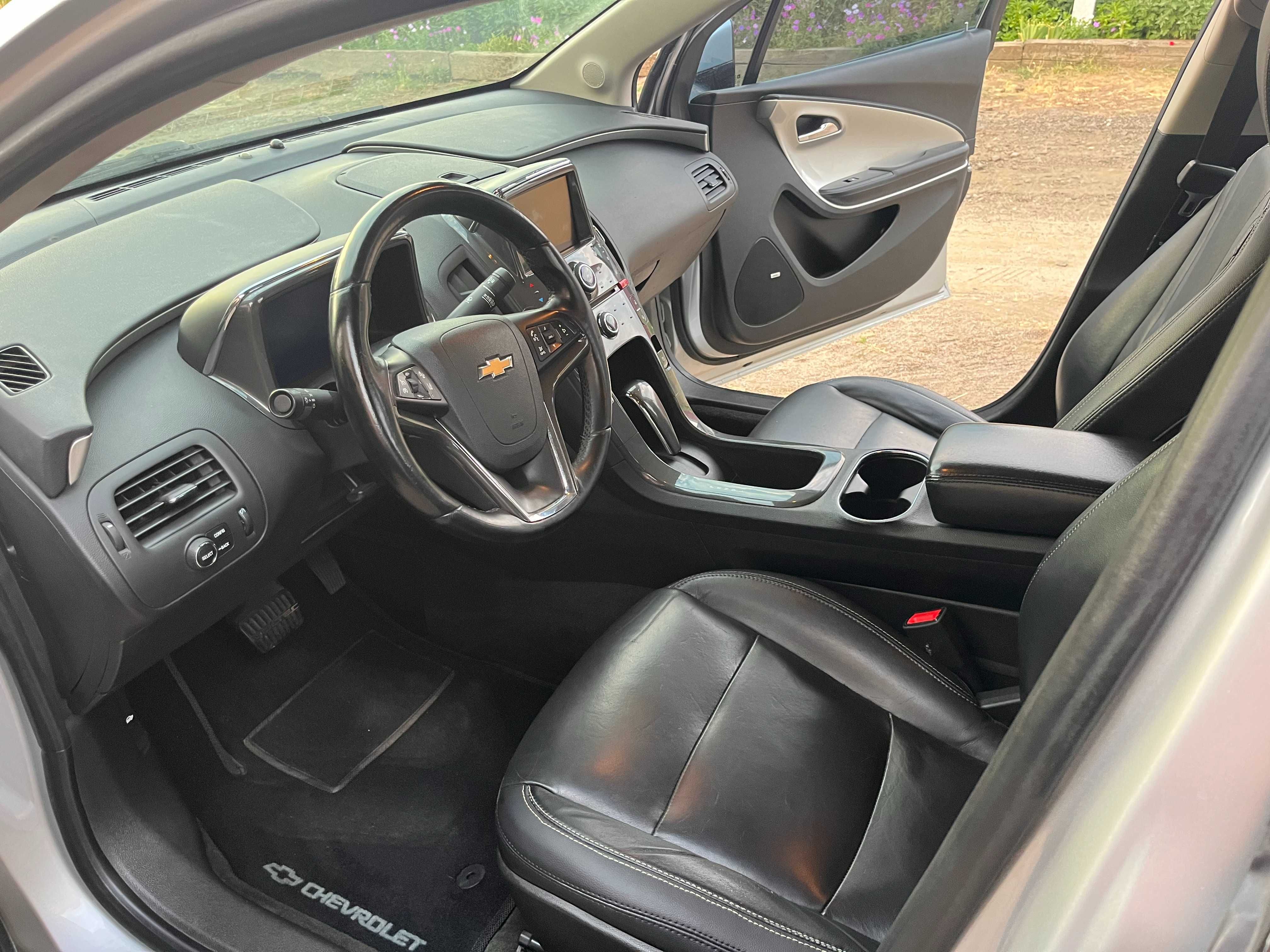 Продам Chevrolet Volt 2013