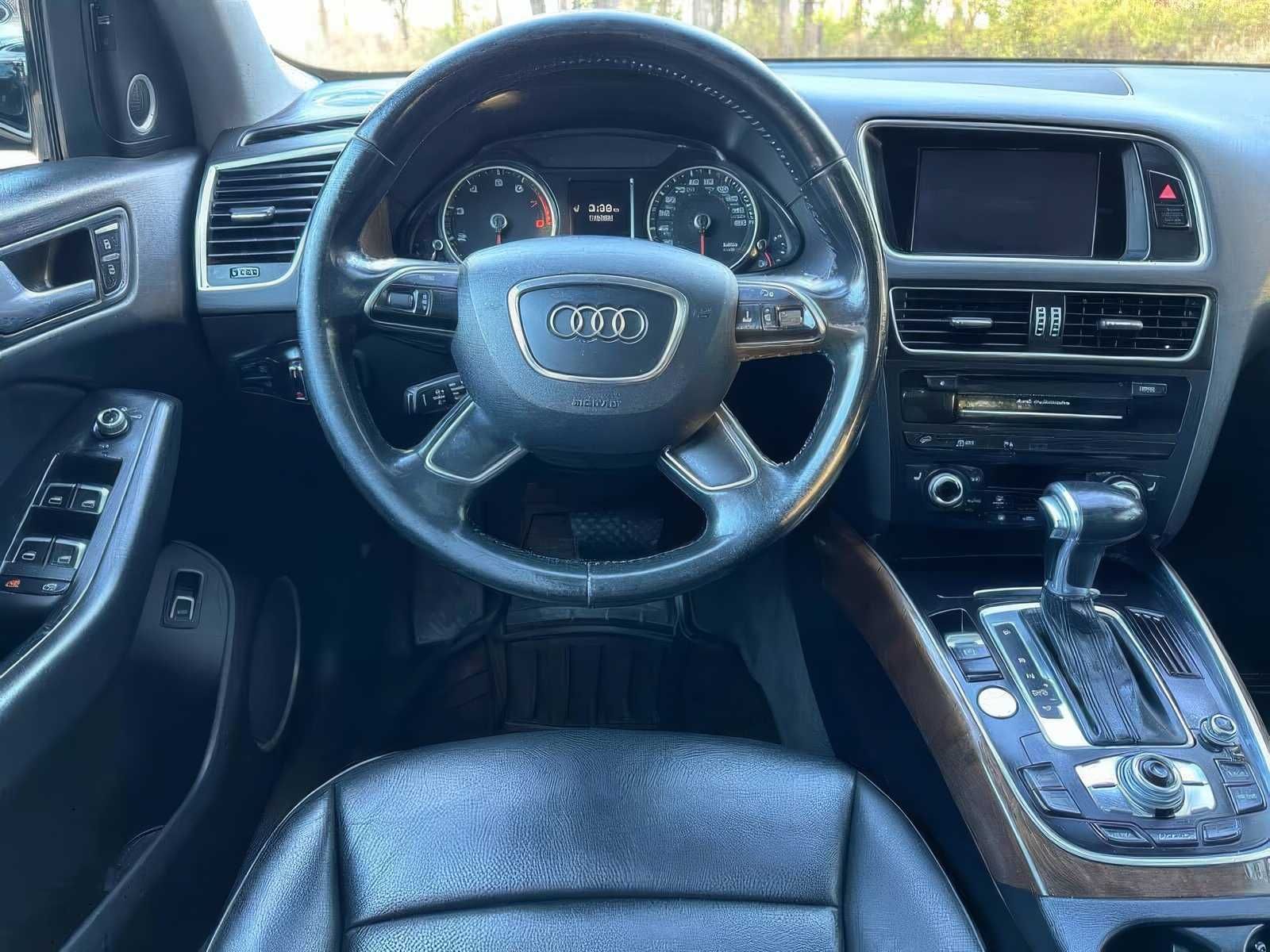 2017 Audi Q5 2.0T quattro Premium Plus