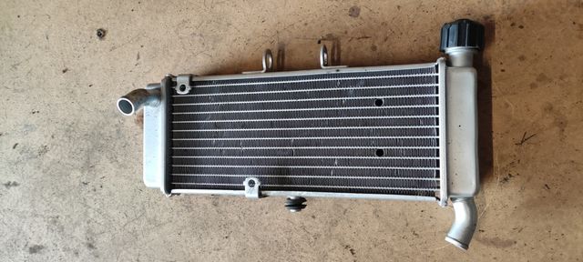 chłodnica radiator Derbi gpr