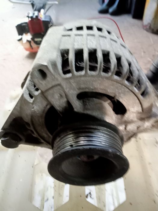 Sprzedam alternator fiat brawa 1 6 b rozrusznika