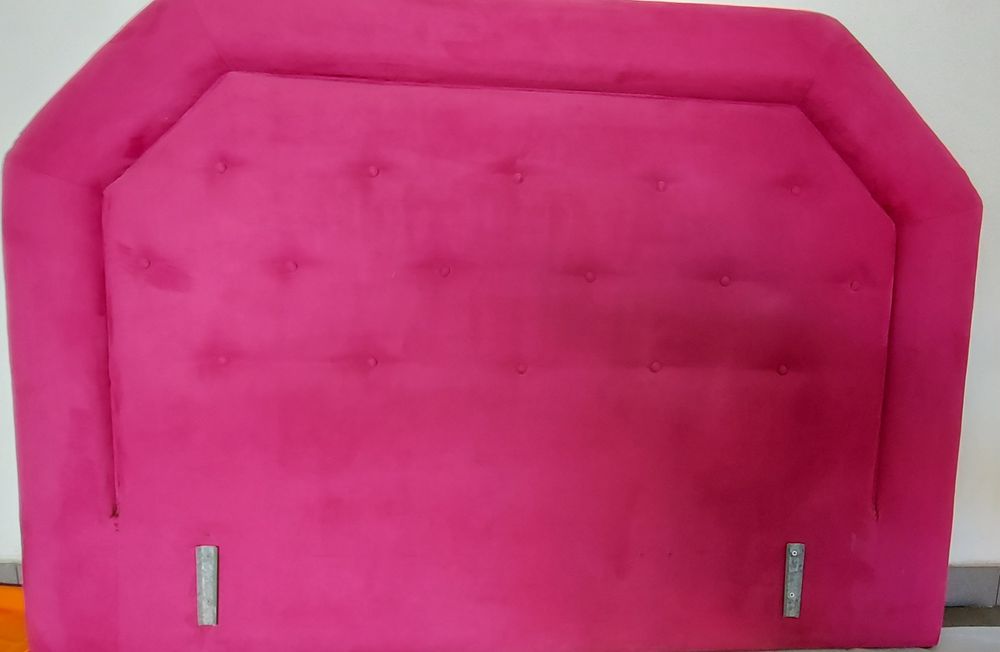 Cabeceira de cama de casal (1,7m largurax1,20m altura)