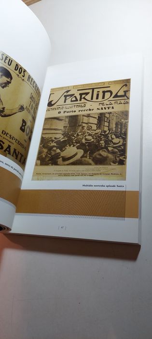 Com o Mundo nos Punhos, Biografia de José Santa Camarão