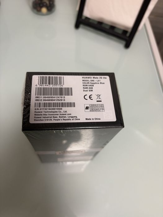 Telemóvel Huawei Mate 20 lite novo (selado)